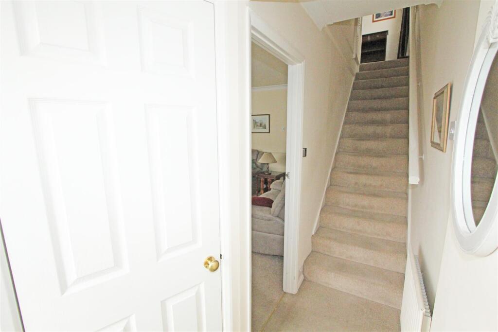 IMG_6203 hall stairs.jpg