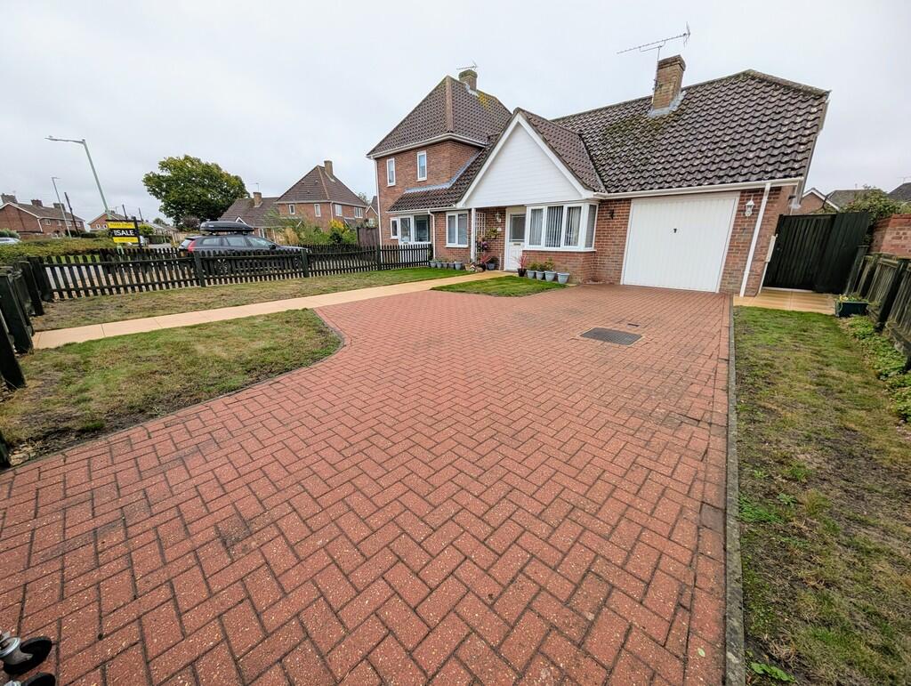 PXL_20250917_0952...