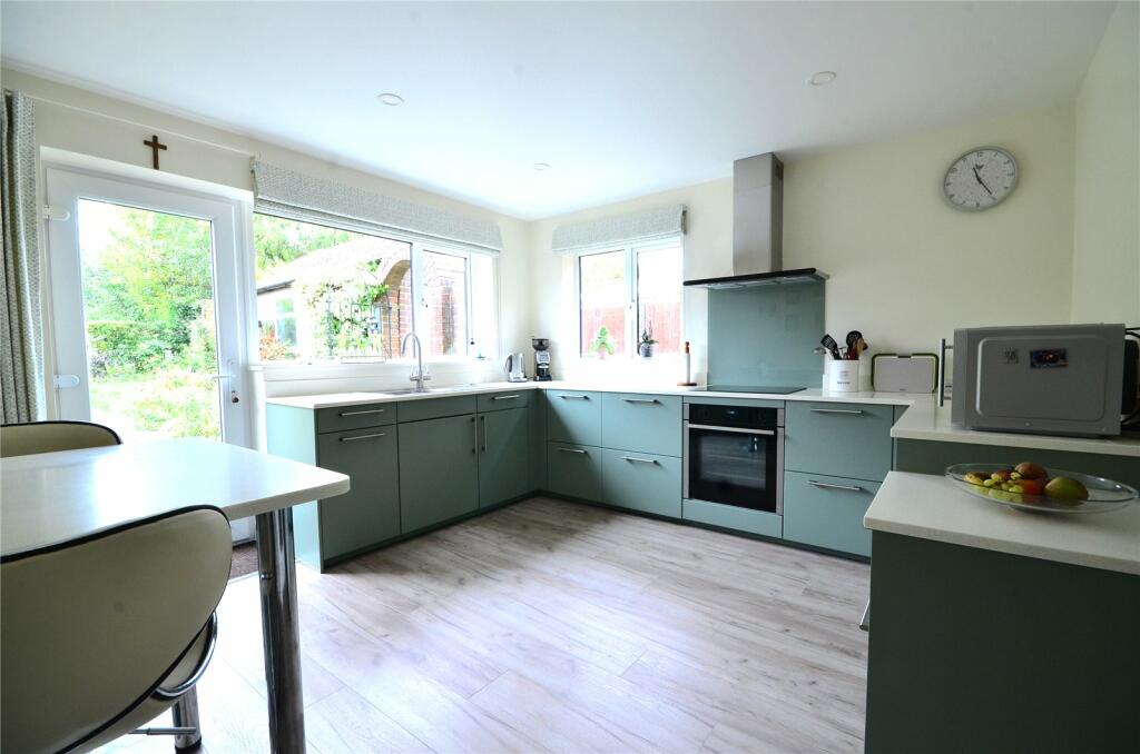 Kitchen/Breakfast