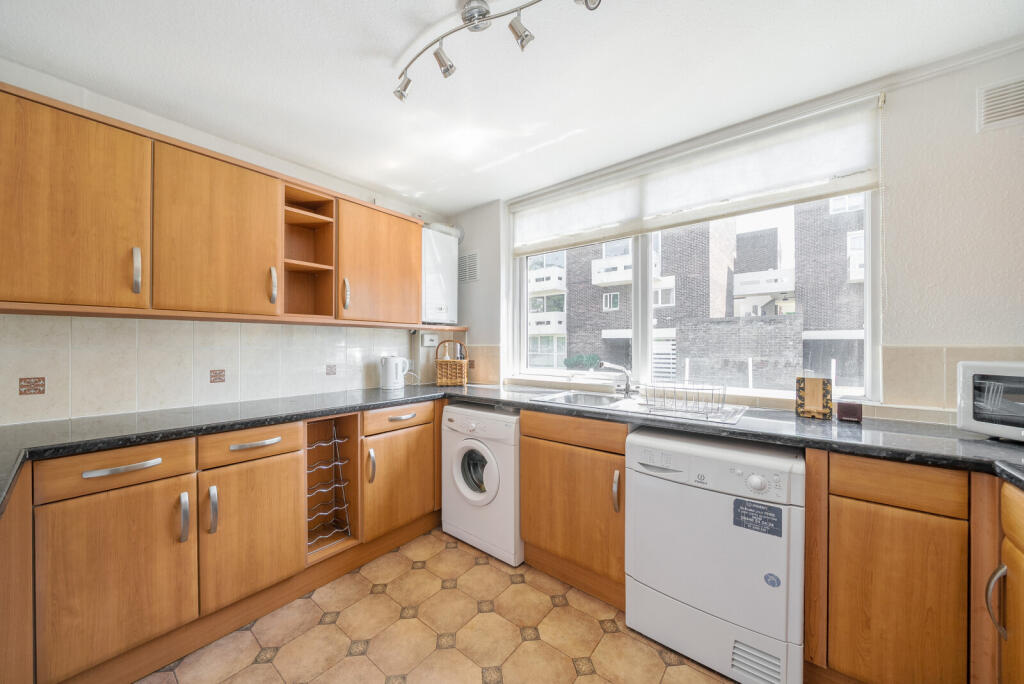 14-681df1ec81c68-...