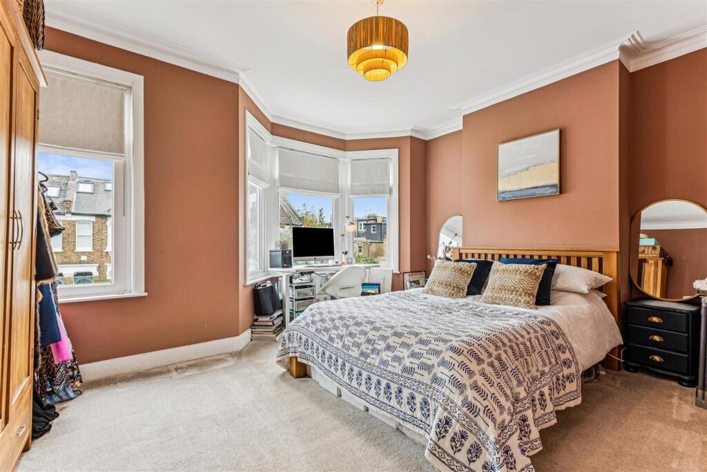 Kingswood Road, W4 - FOR SALE
