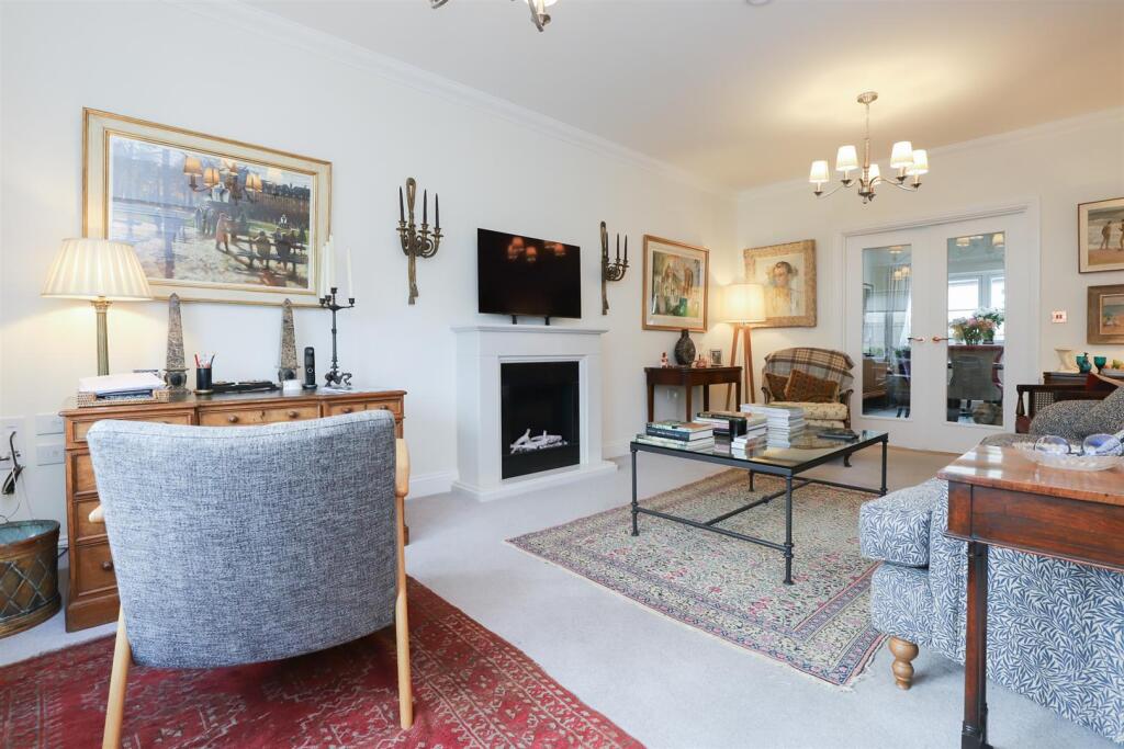 Sitting Room 3.jpg