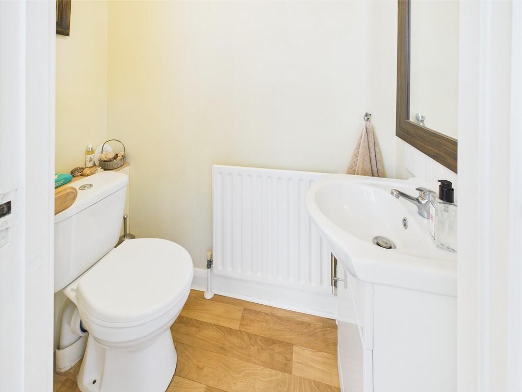 CAM05068G0-PR0025...