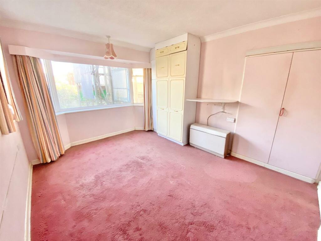 GF Bedroom 1a.jpg
