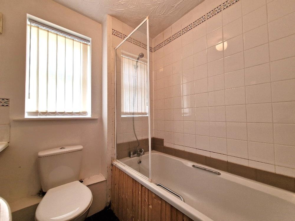 Drapers Field, Canal Basin - Bathroom