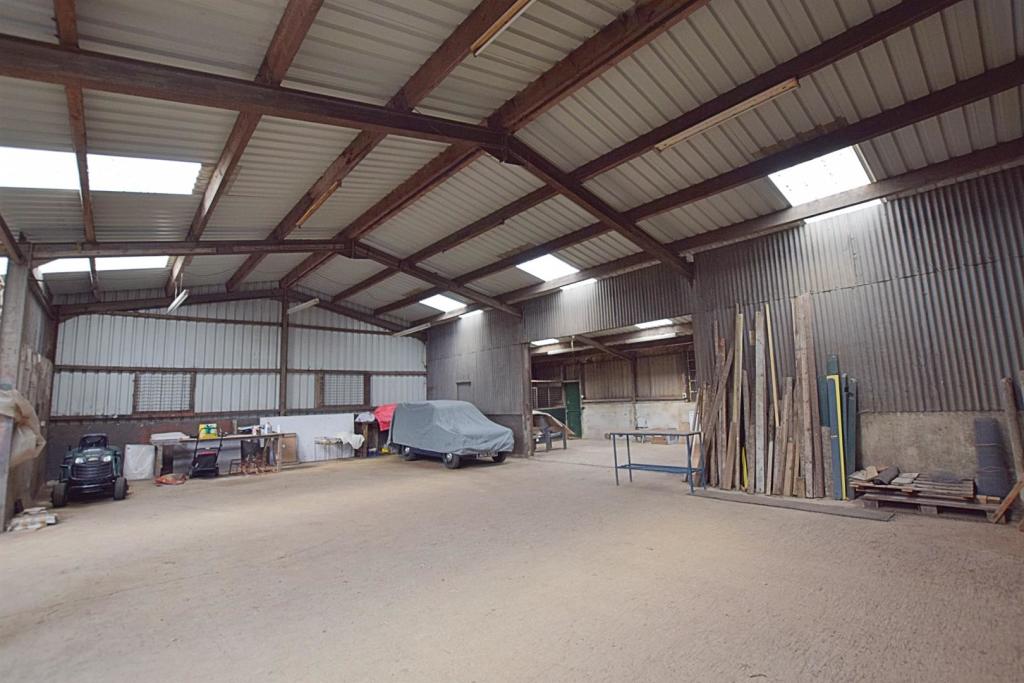 Barn