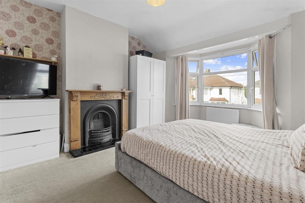 bedroom one.jpg