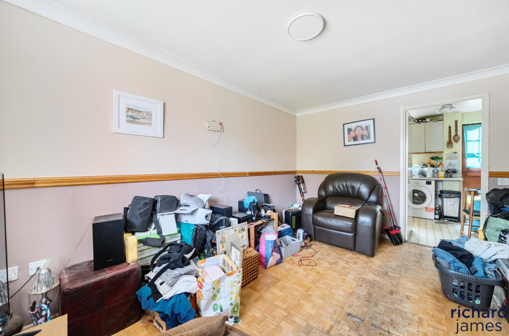 a74f3eb42e0e463e81d6996758e21aef