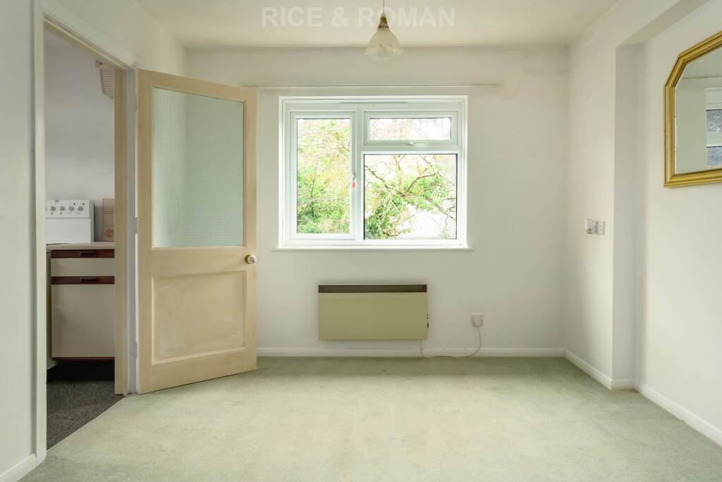 Elizabeth Hart Court, Weybridge