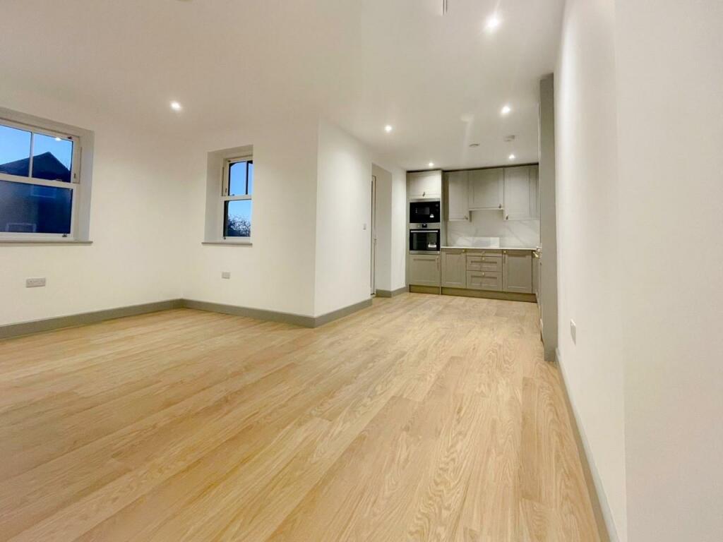 Kitchen-Living (ii).jpg