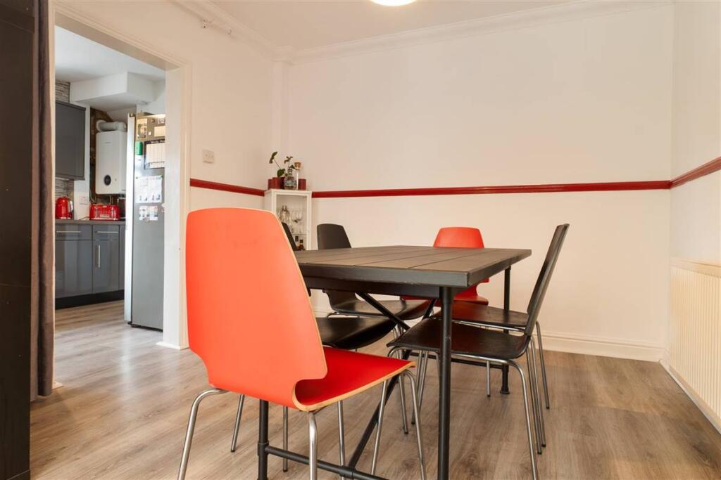 Dining Room (off Kitchen and Sun Room)