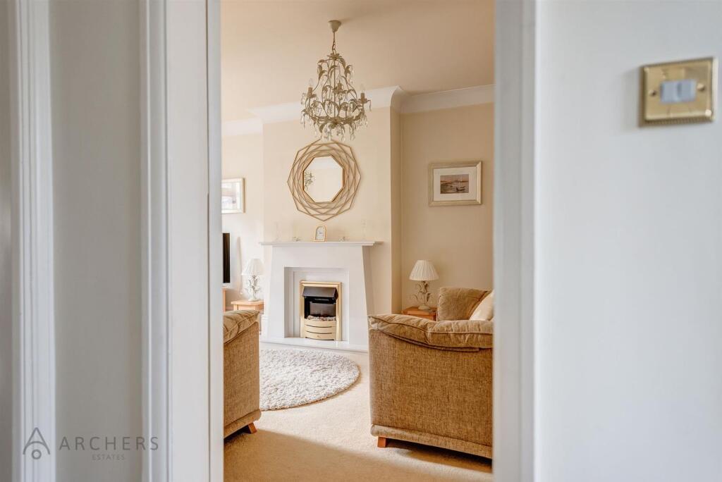 92WestbourneRoad(Interior)-2.jpg