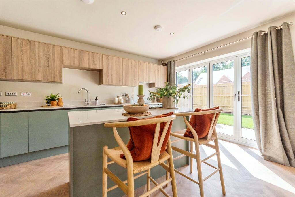 Kitchen, Diner, Lounge