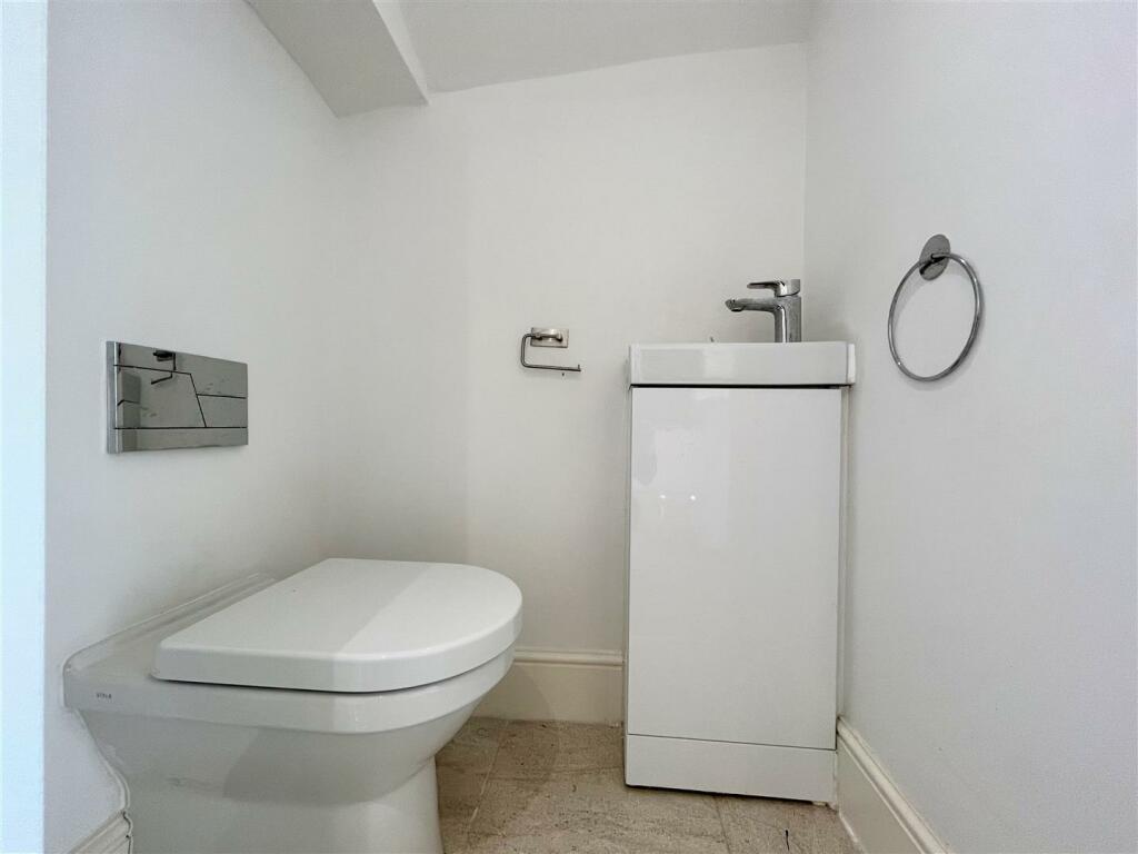 Ground Floor WC
