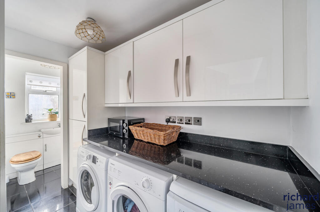 d3370f0be13e4965b15dac22b420f3e4