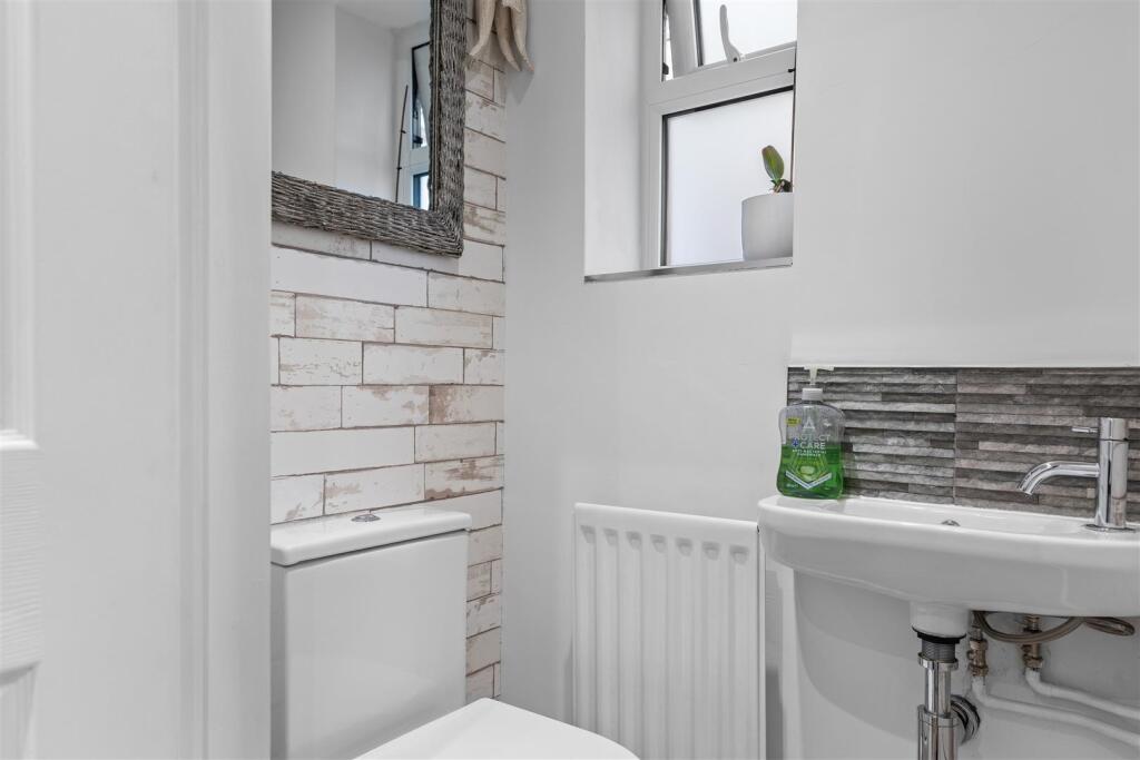 14 Davids Drive-01.jpg