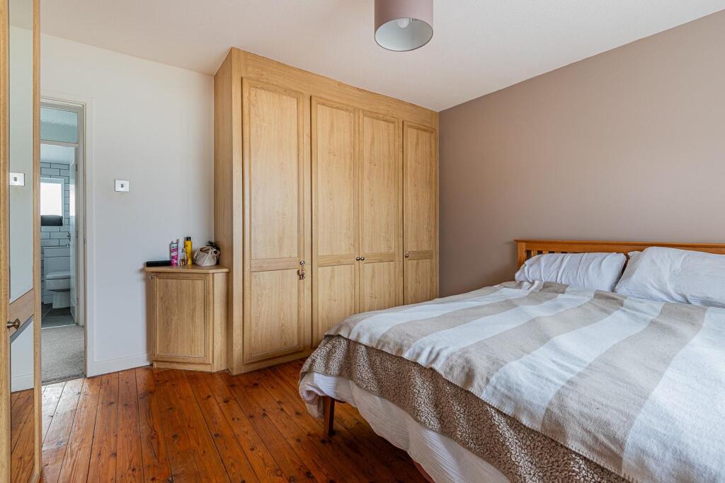 Millrace Close 64-3.jpg