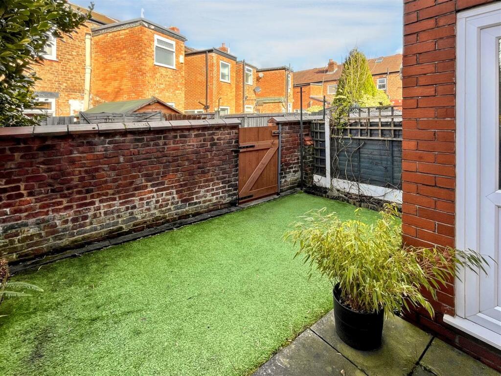 Gardens Aspect 2