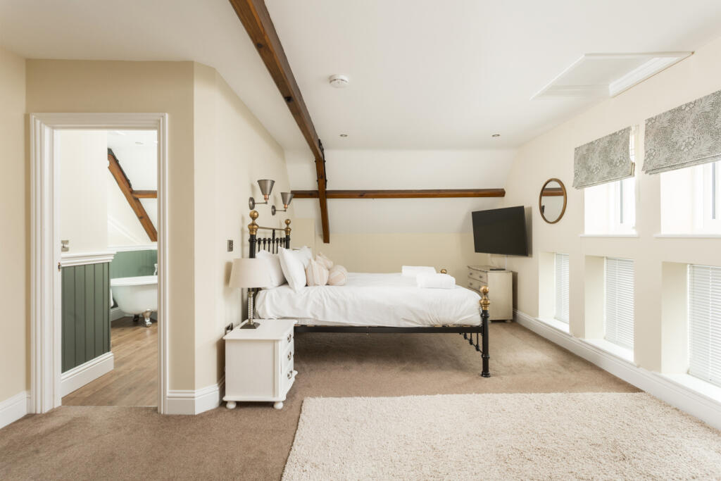 Principal Bedroom