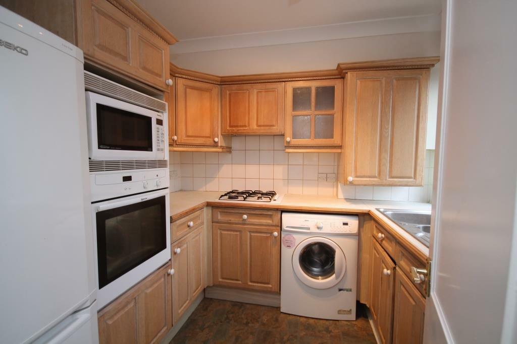 Kitchen.JPG