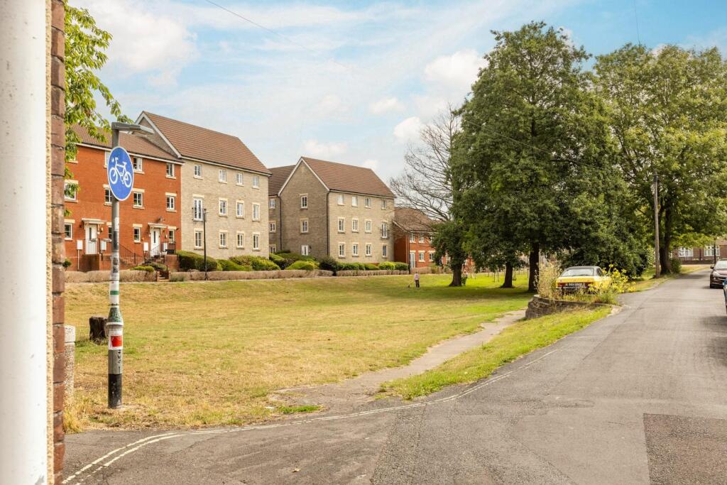 18 Old Workhouse, Hudds Vale Road, BS5-15.jpg