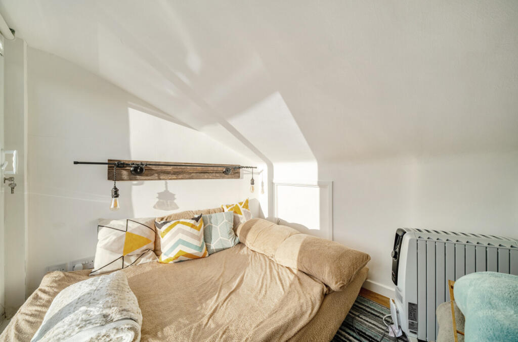 1386763-29-6932b8...