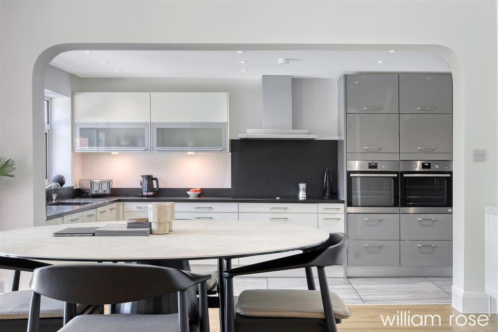 img_9944_30 copy 2.jpg