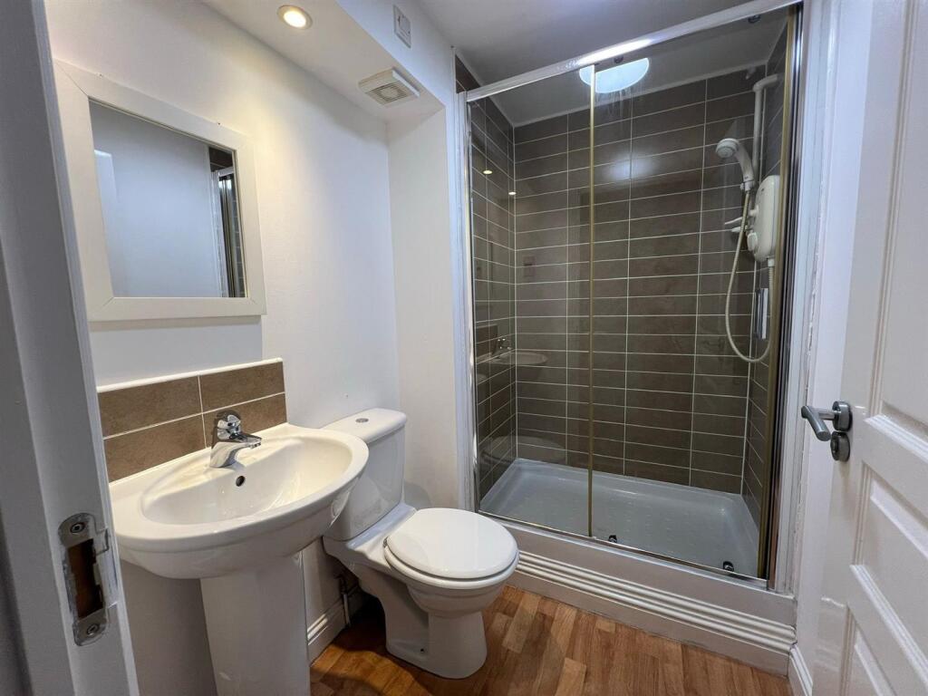 Ensuite.jpg
