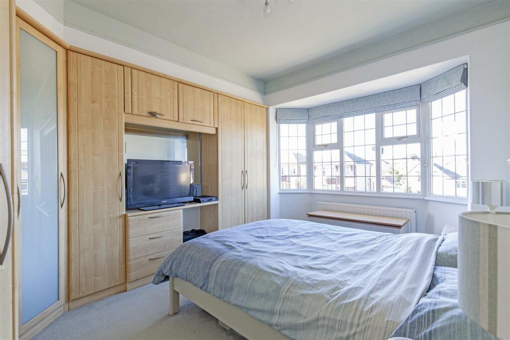 Bedroom 2-1.jpg
