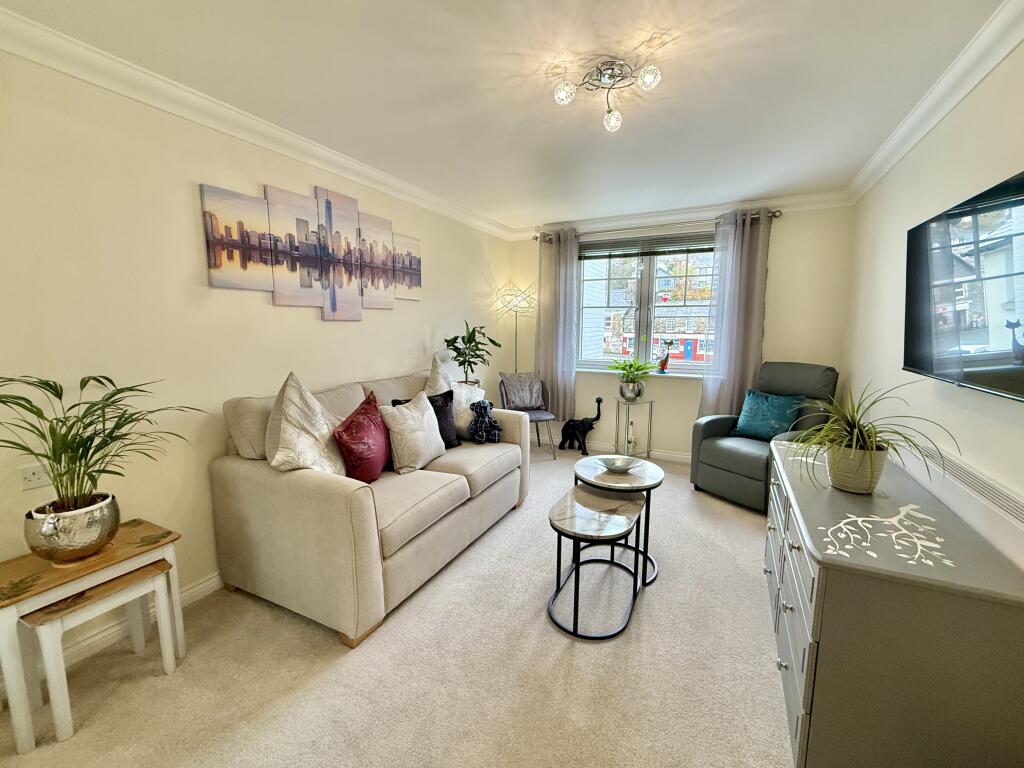 Bedroom 2/Reception Room