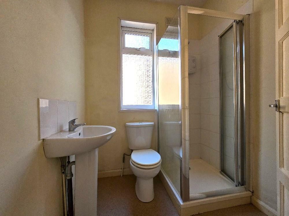 Shower Room.jpg