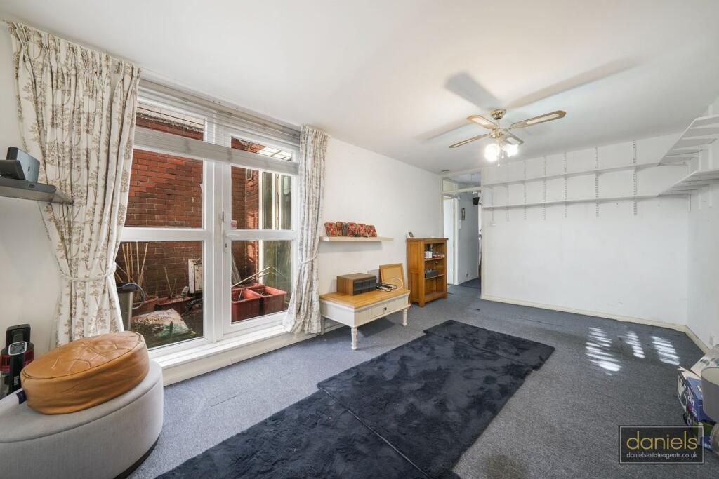 Tollhurst Drive, Queens Park, London, W10