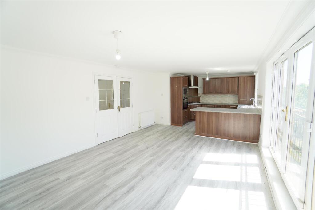kitchen1.jpg