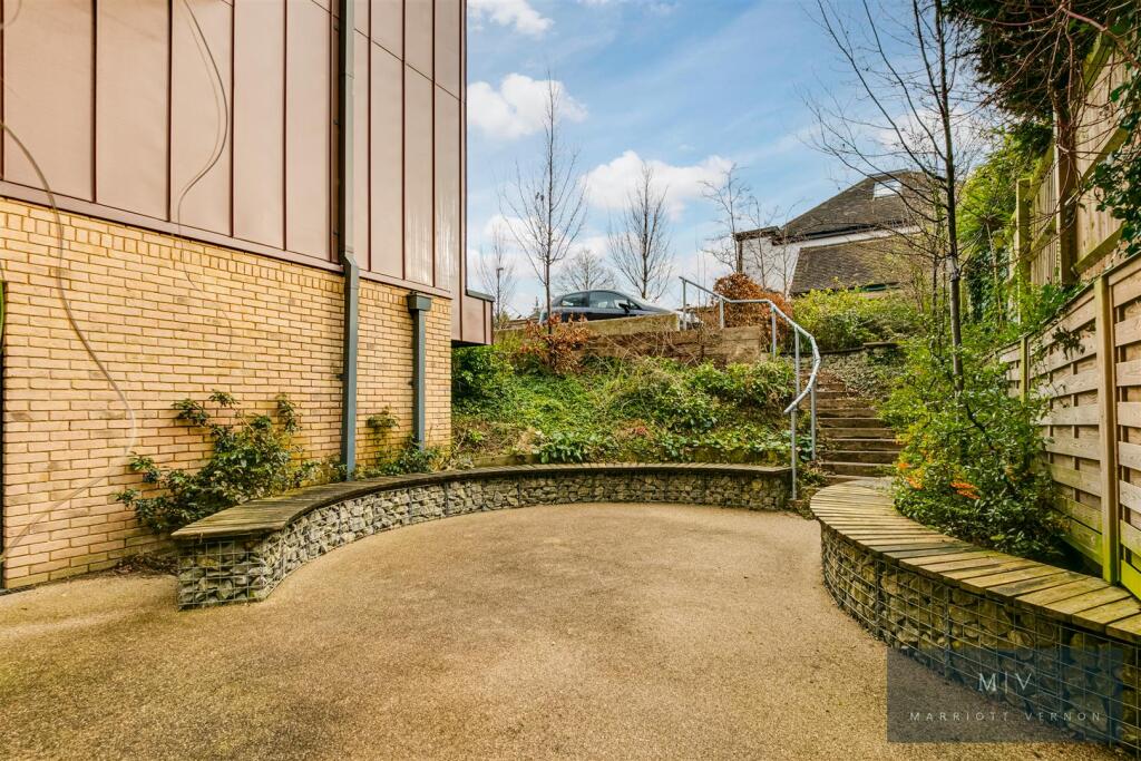 Chalkhurst Court 8 MV-20.jpg