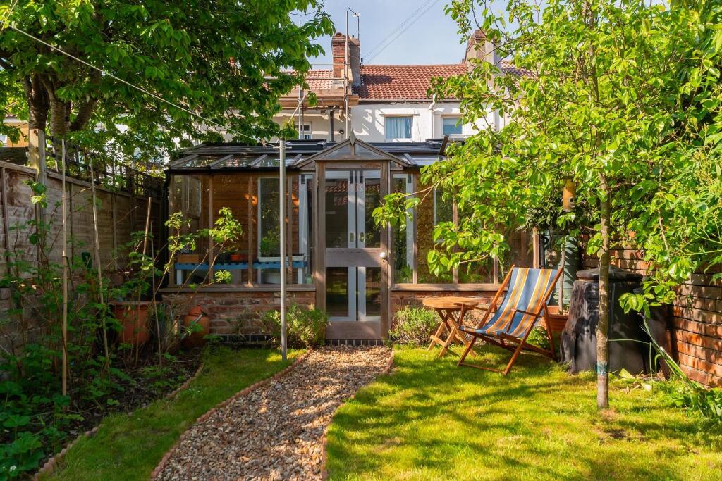 3Y7REN - External F.jpg