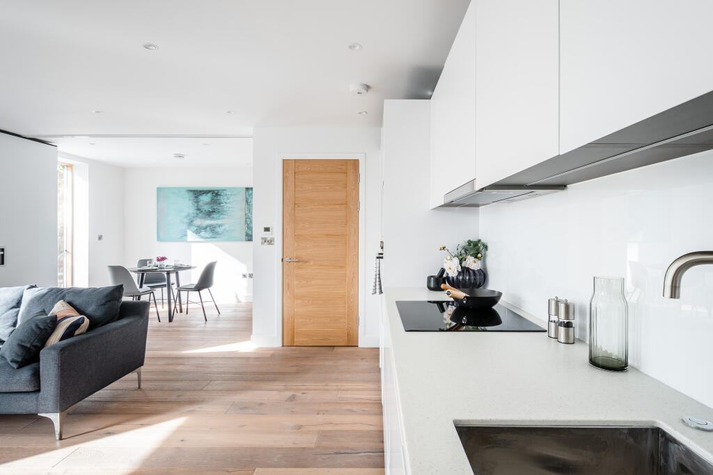 Blackburn House 22 - 24.jpg