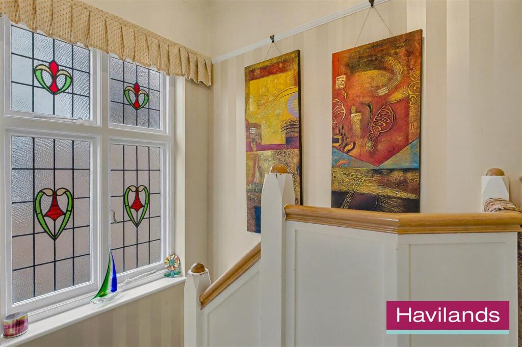 Bincote Road EN2-17.jpg