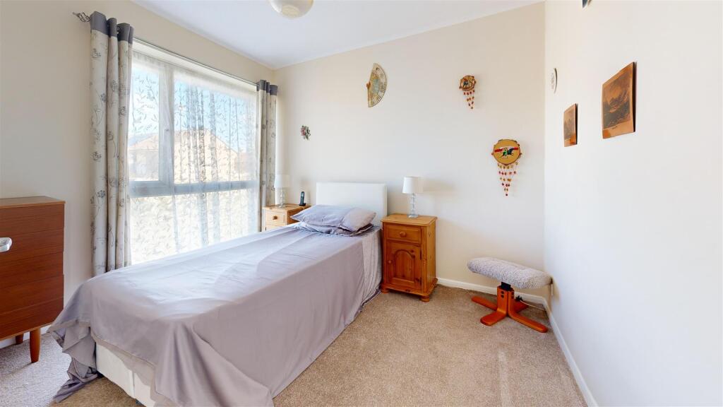 37-Croft-Road-Bedroom 2.jpg