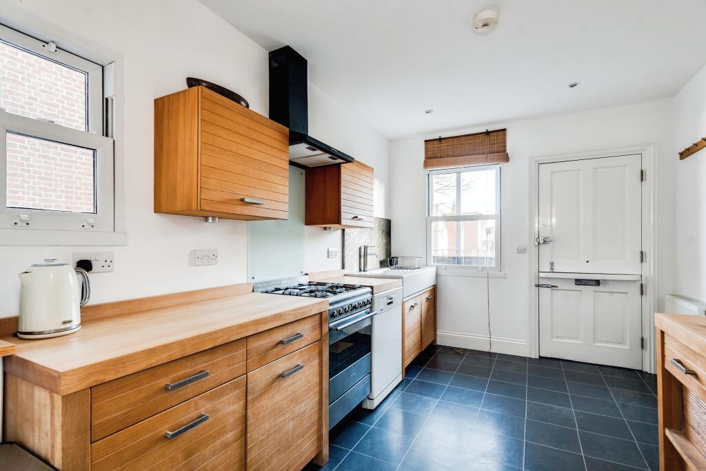 Kitchen Main