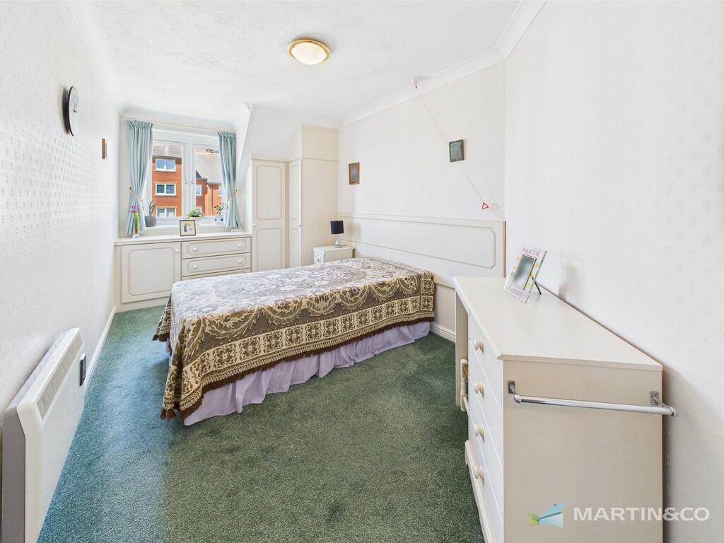 CAM02318G0-PR0451...