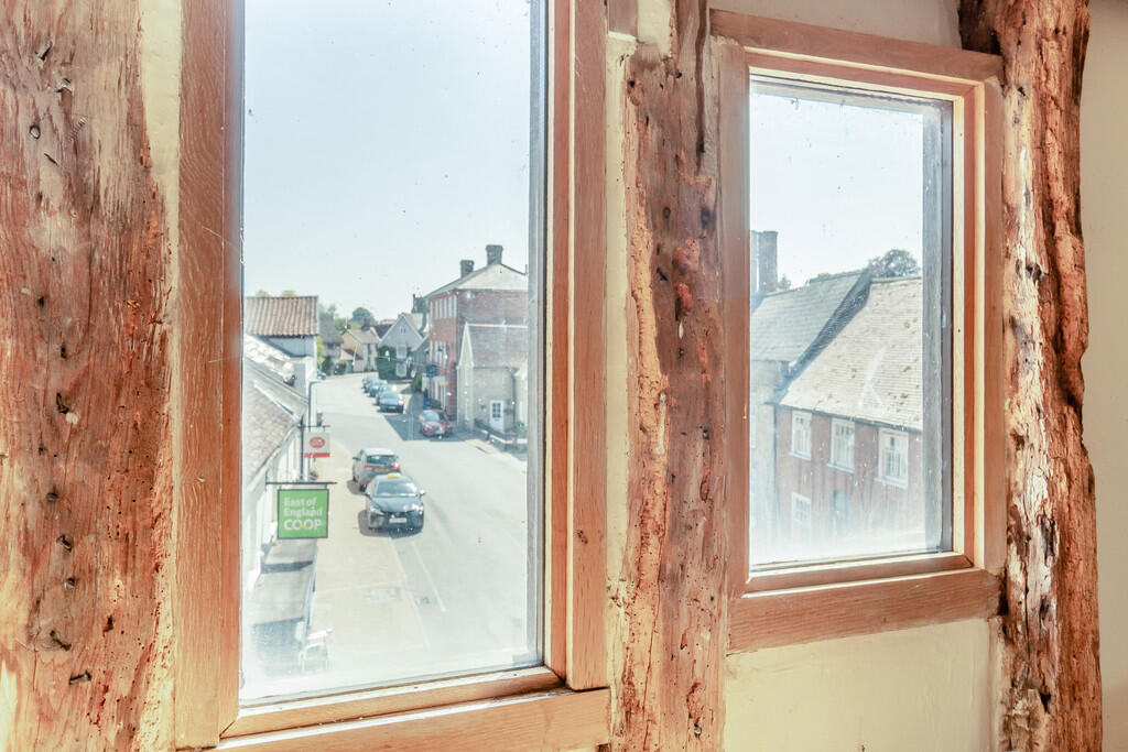 8659652-interior2...