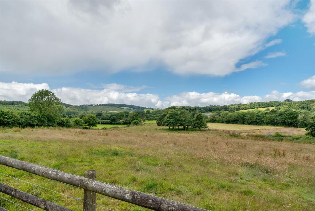 Western Field (available separately)