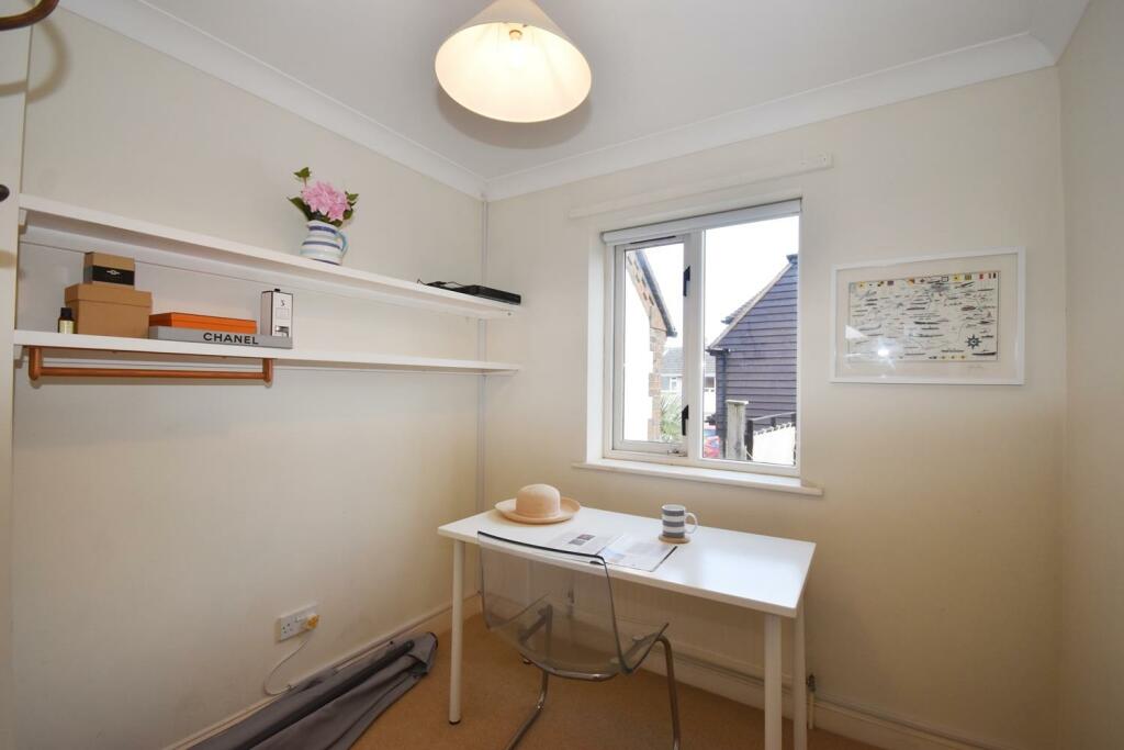 Bedroom 4 Study.JPG