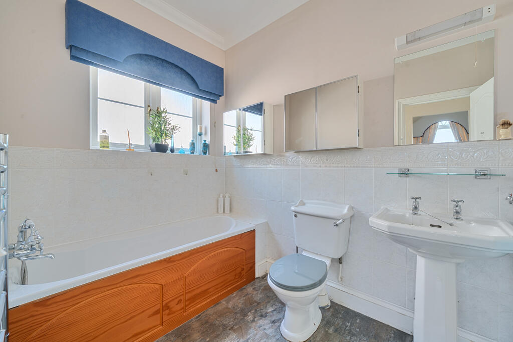 1301851-17-684c00f0a9f7d