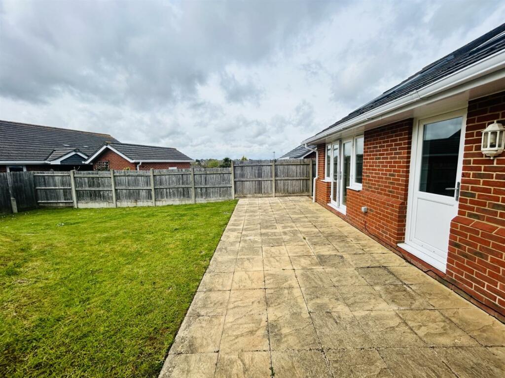 01323 438506