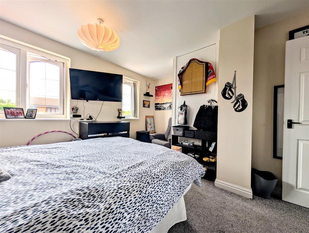 main bedroom 3.jpg