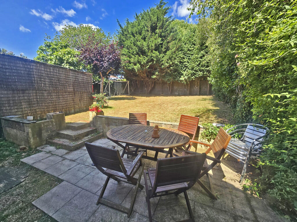 Garden (2)