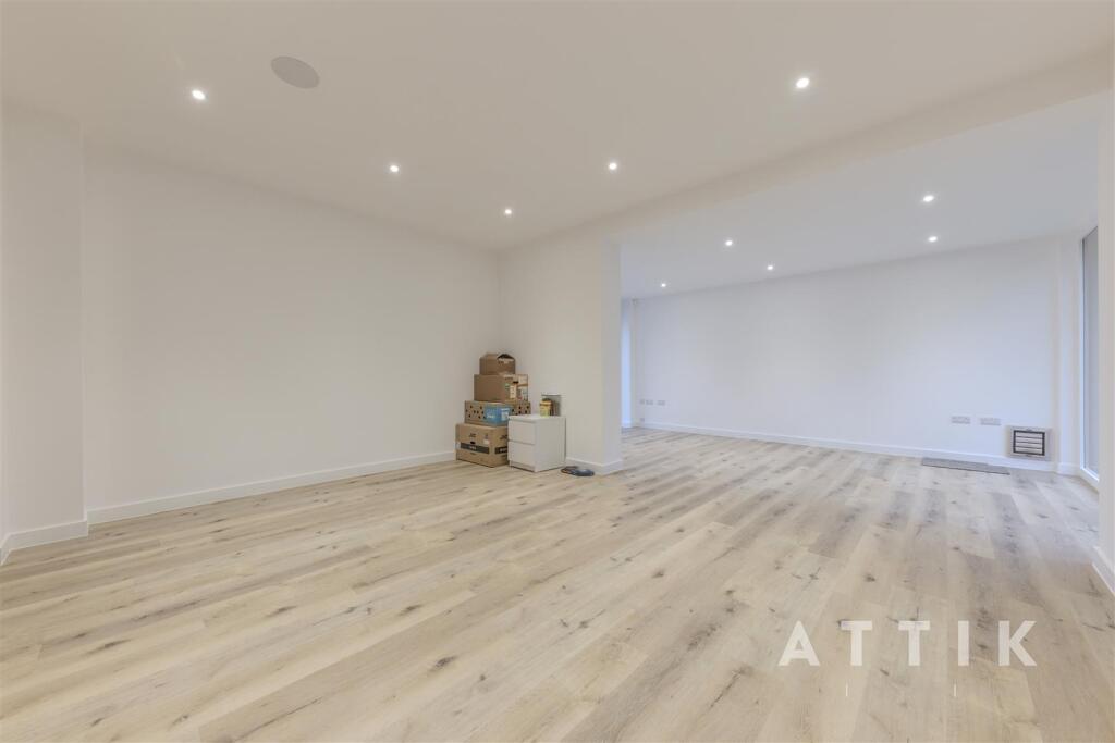 Attik-31.jpg