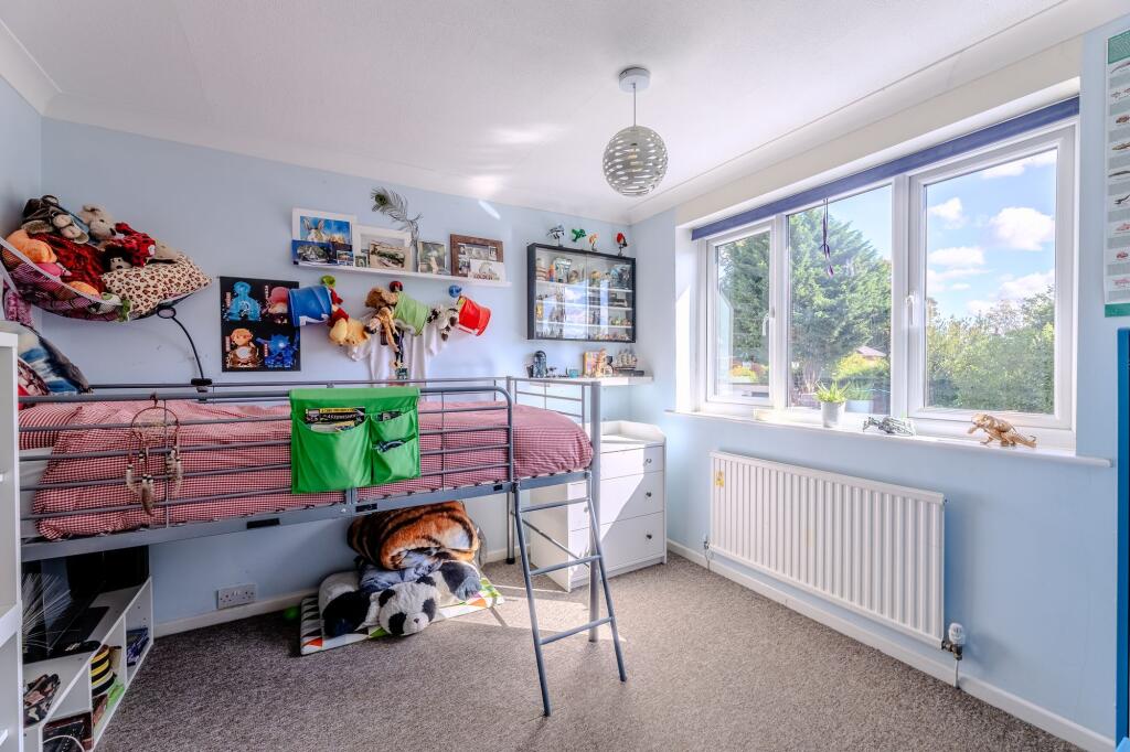 4 Comfortable Bedrooms