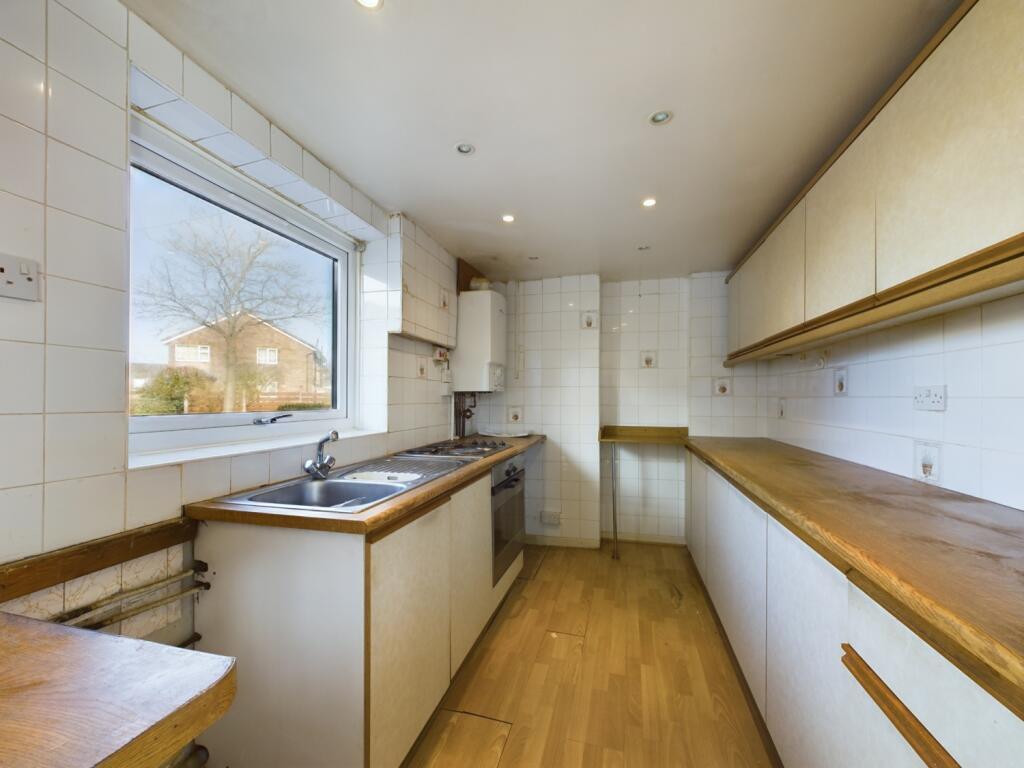 CAM02386G0-PR0115-STILL007